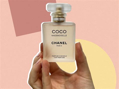 ถามเพื่อนๆที่เคยใช้ chanel no.5 กับ chanel coco mademoiselle 